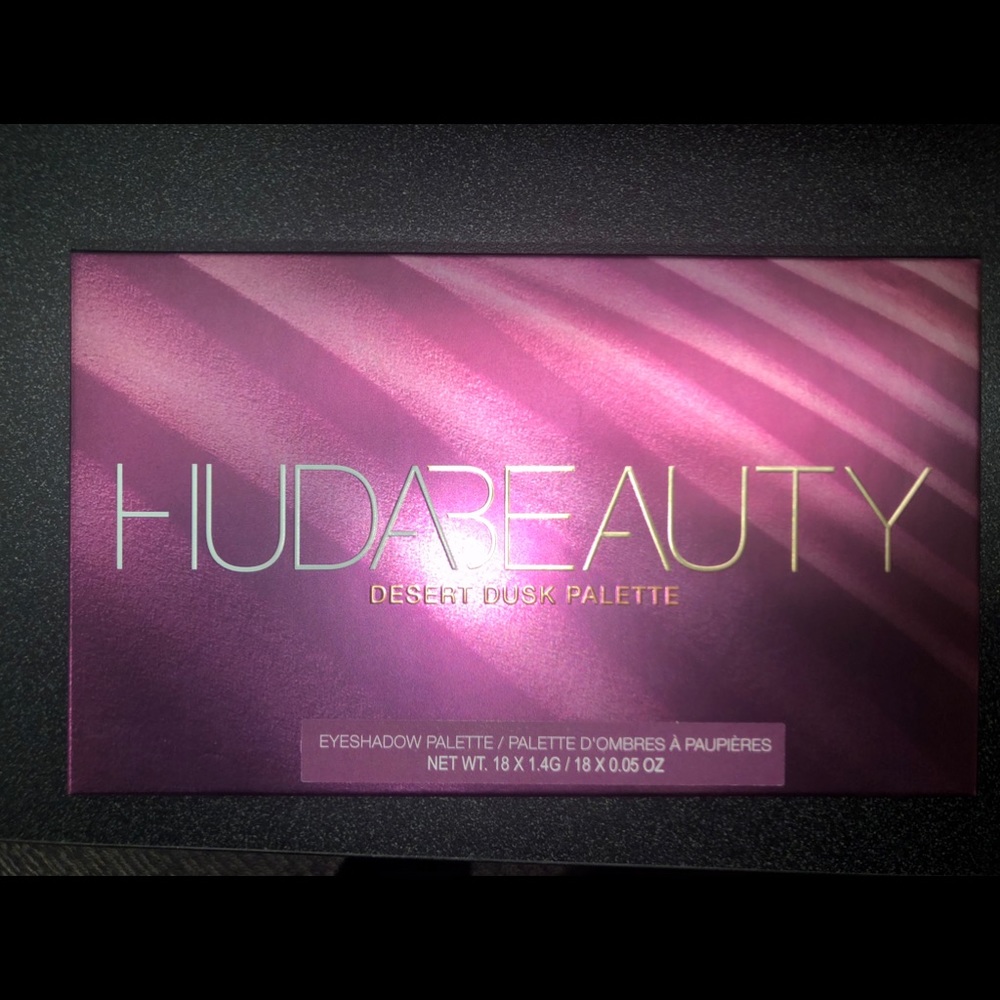 Huda Beauty Make Up Palette